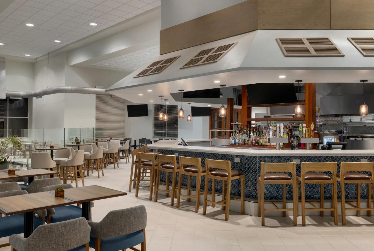 Holiday Inn & Suites Ocean City By Ihg Exterior photo