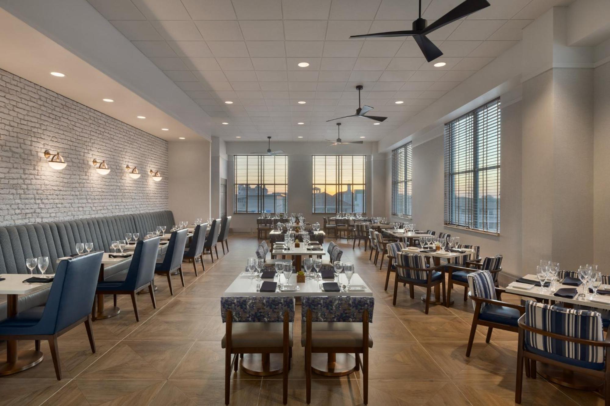 Holiday Inn & Suites Ocean City By Ihg Exterior photo