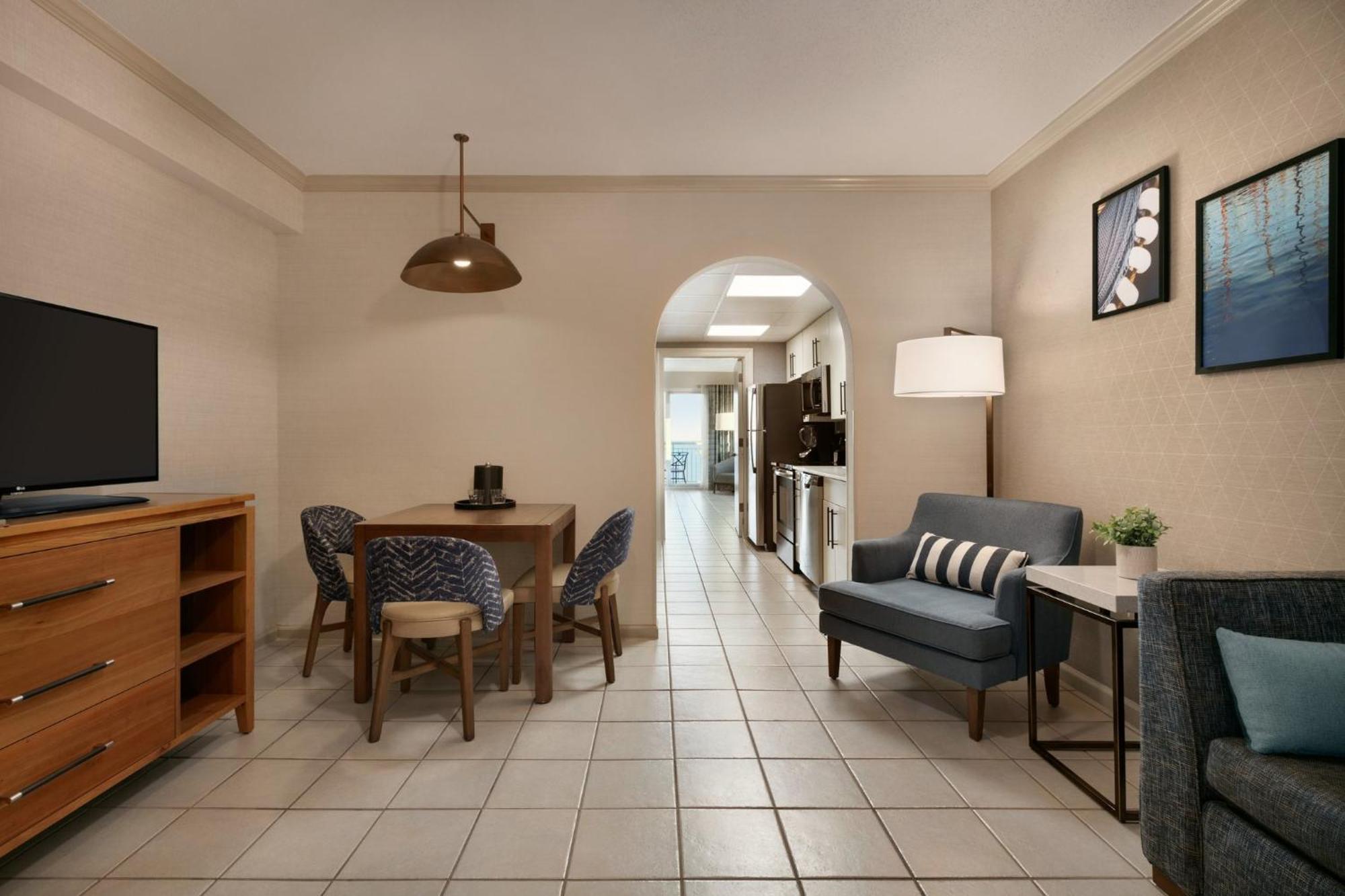 Holiday Inn & Suites Ocean City By Ihg Exterior photo